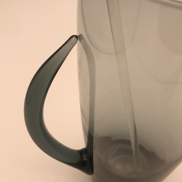 VTG MCM 60's Morgantown Normandie Smoke Glass Cocktail/Martini Pitcher & Stirrer - Picture 6 of 10